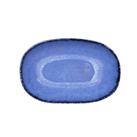 blaue Auflaufform aus Keramik für den Ofen
