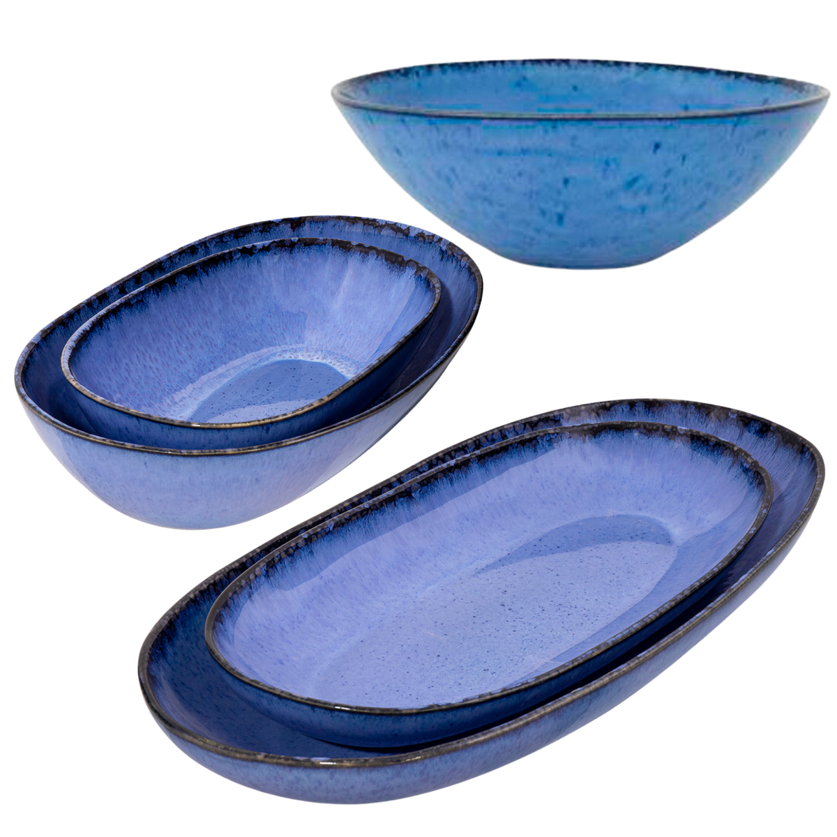 blaues Keramik Geschirr aus Portugal